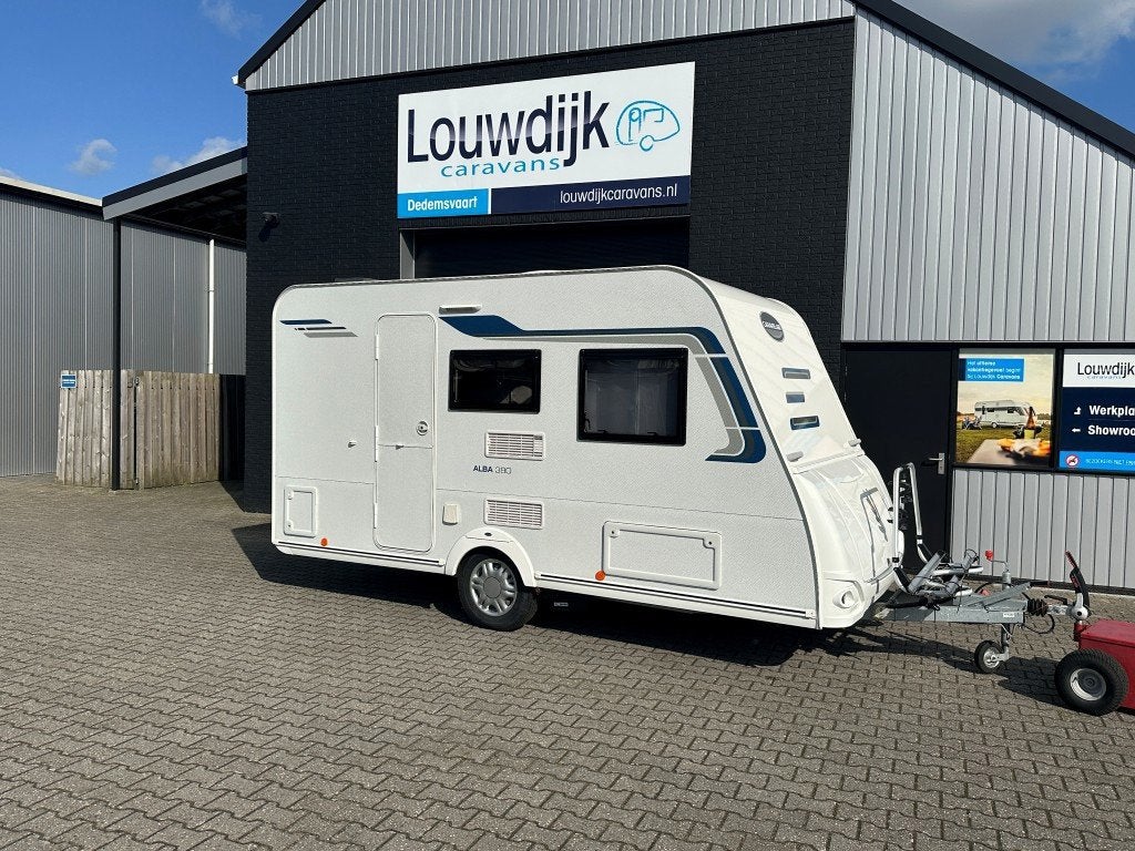 CARAVELAIR Alba 390 ’21 (Mover, Vastbed, 777kg), Caravans en Kamperen, Caravans, Vast bed, Bedrijf, 750 - 1000 kg, 5 tot 6 meter