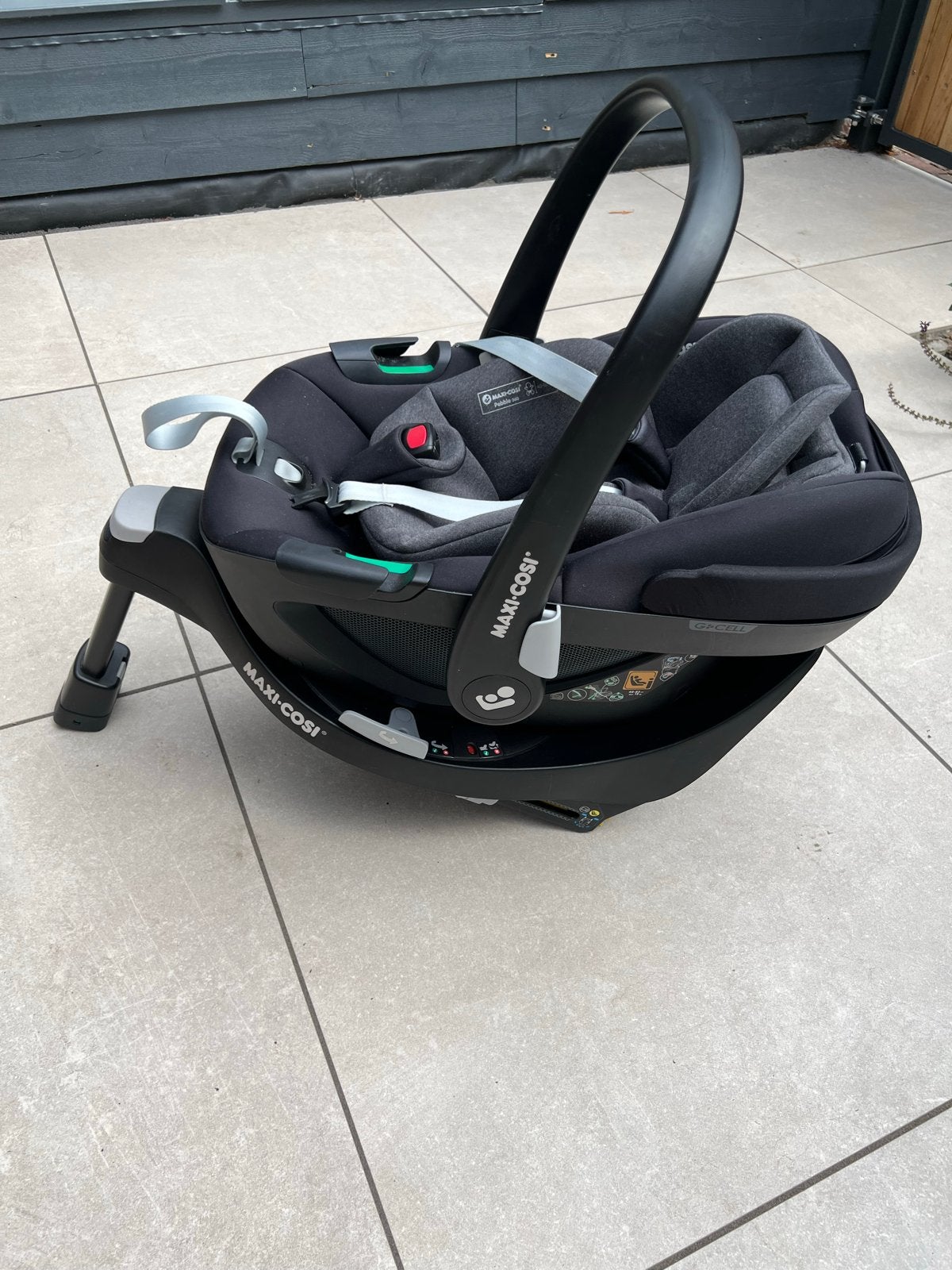 Maxi Cosi Pebble 360 autostoel met FamilyFix 360 base, Ophalen, Slaapstand, Zo goed als nieuw, Isofix