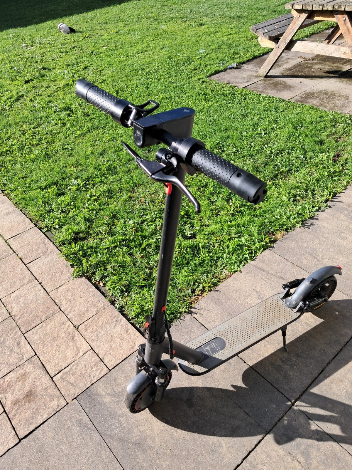 AOVOPRO Elektrische Step met Helm - Zo goed als nieuw, Fietsen en Brommers, Ophalen, Zo goed als nieuw, Elektrische step (E-scooter)