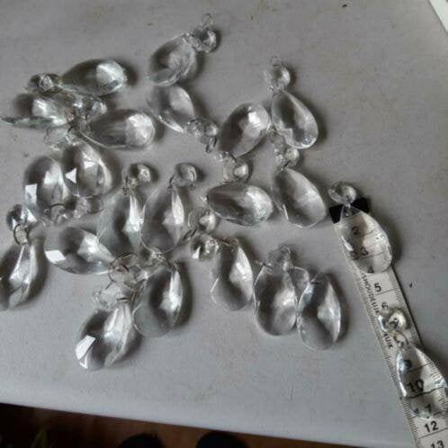 kroonluchterpegels, Ophalen, Glas