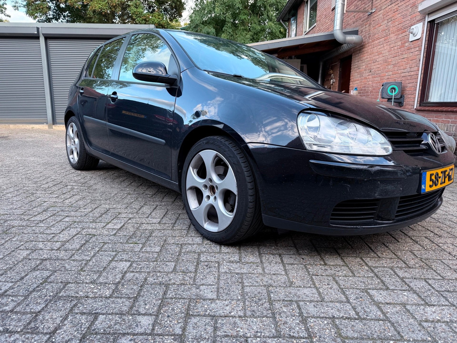Foto 2 van Volkswagen Golf 1.6 Optive 4