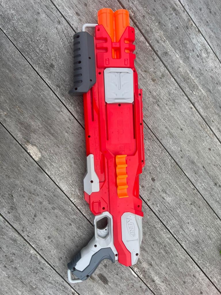 Nerf Mega Blasters/guns, Ophalen of Verzenden, Zo goed als nieuw, Jongen of Meisje