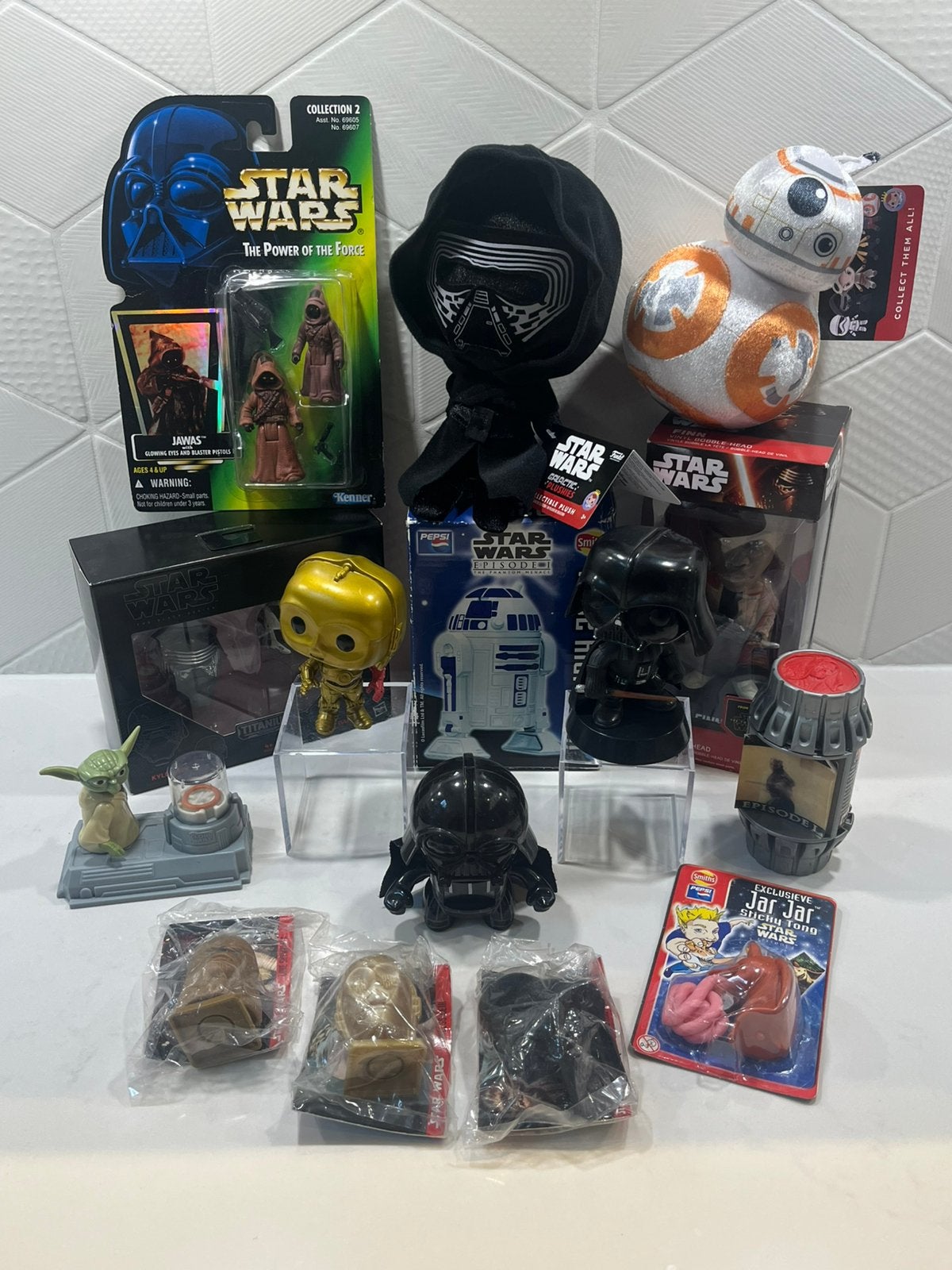 Star Wars verzameling Funko Pop, PEZ, Kenner en collectibles, Verzamelen, Star Wars, Verzenden, Zo goed als nieuw, Actiefiguurtje