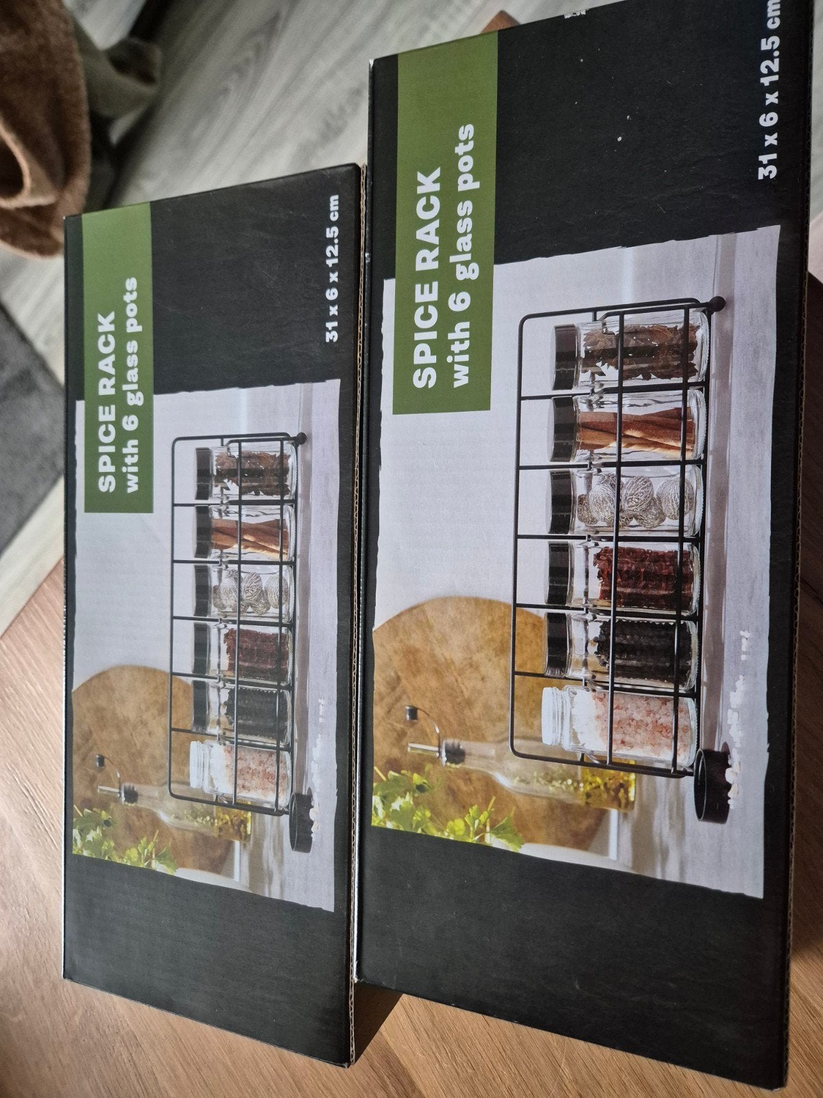 Nieuw zwart kruidenrekje met 6 glazen potjes (2 sets), Huis en Inrichting, Ophalen, Overige typen, Nieuw, Zwart