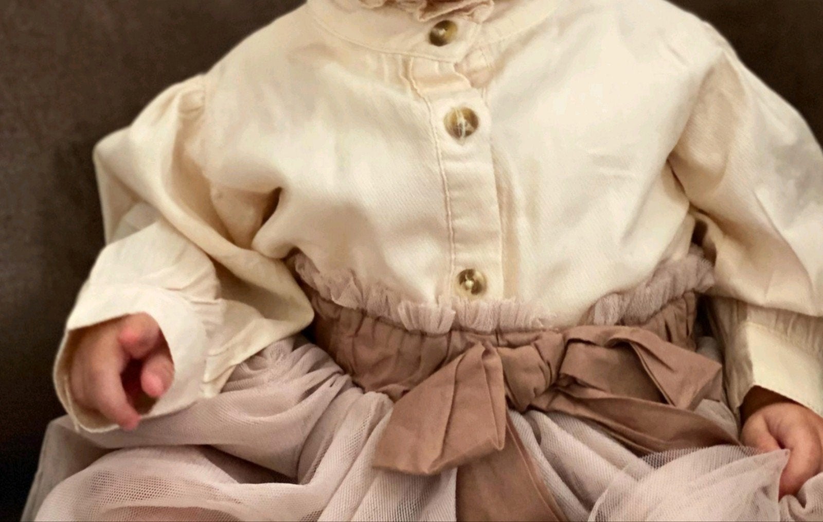 Donsje nette blouse 6-12 maanden beige baby kleding maat 68, Donsje Amsterdam, Zo goed als nieuw, Overhemdje of Bloesje, Verzenden