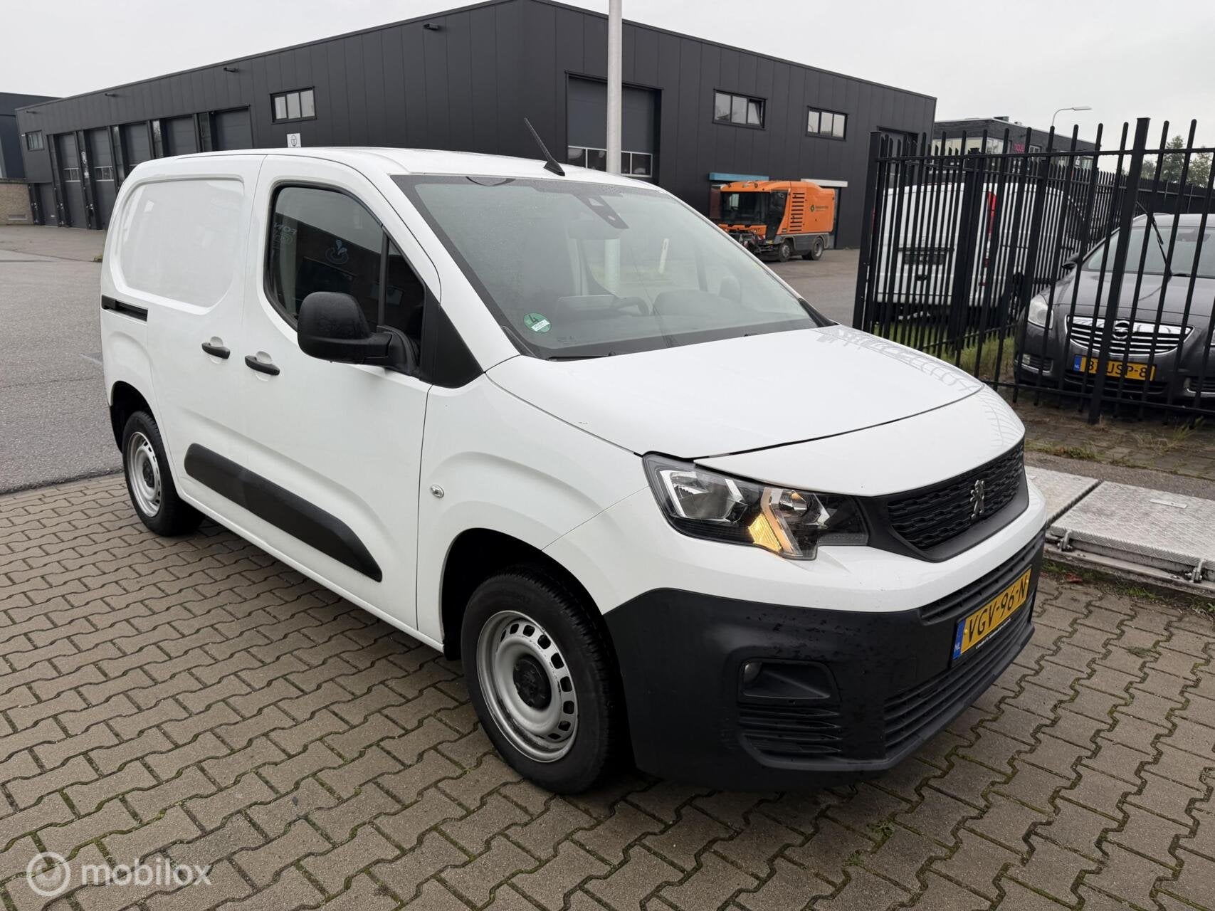 Peugeot Partner bestel 1.5 BlueHDI Pro, Gebruikt, 4 cilinders, Origineel Nederlands, Bedrijf