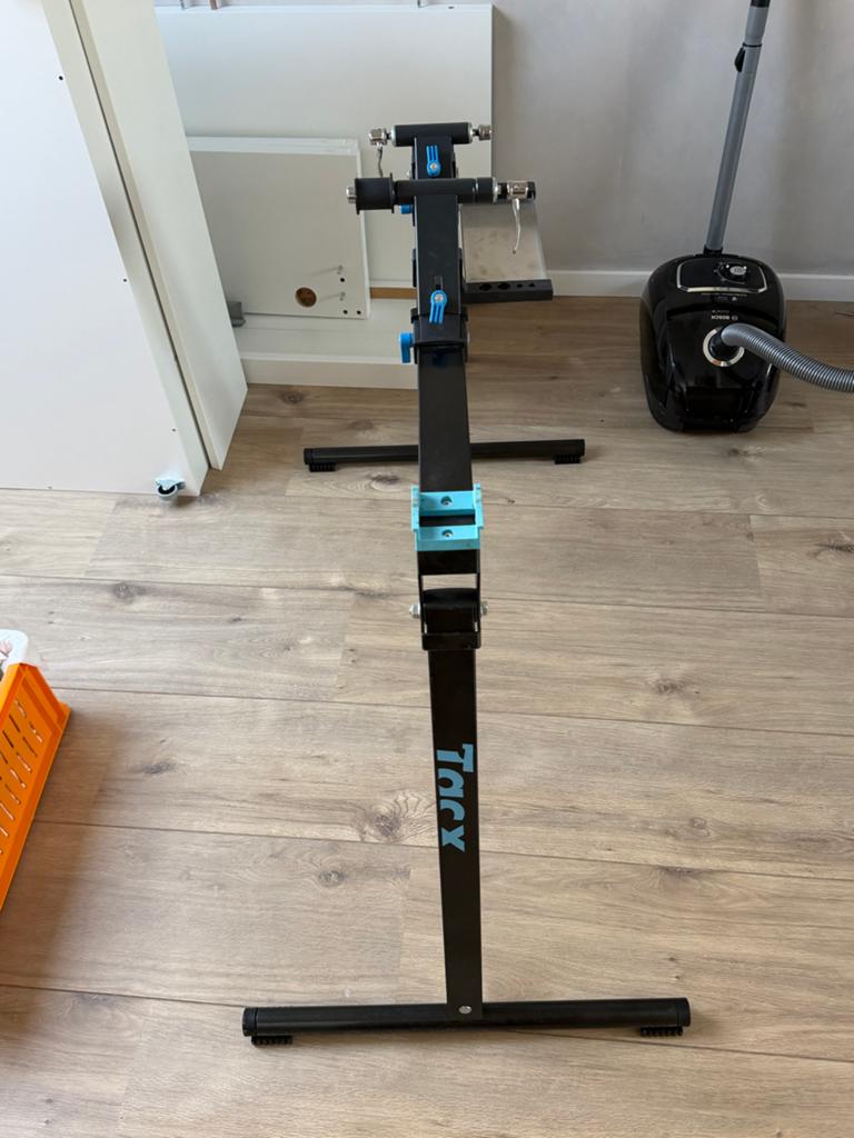 Tacx Cyclemotion Montagestandaard - Zo goed als nieuw, Fietsen en Brommers, Fietsaccessoires | Fietsgereedschap, Ophalen, Zo goed als nieuw