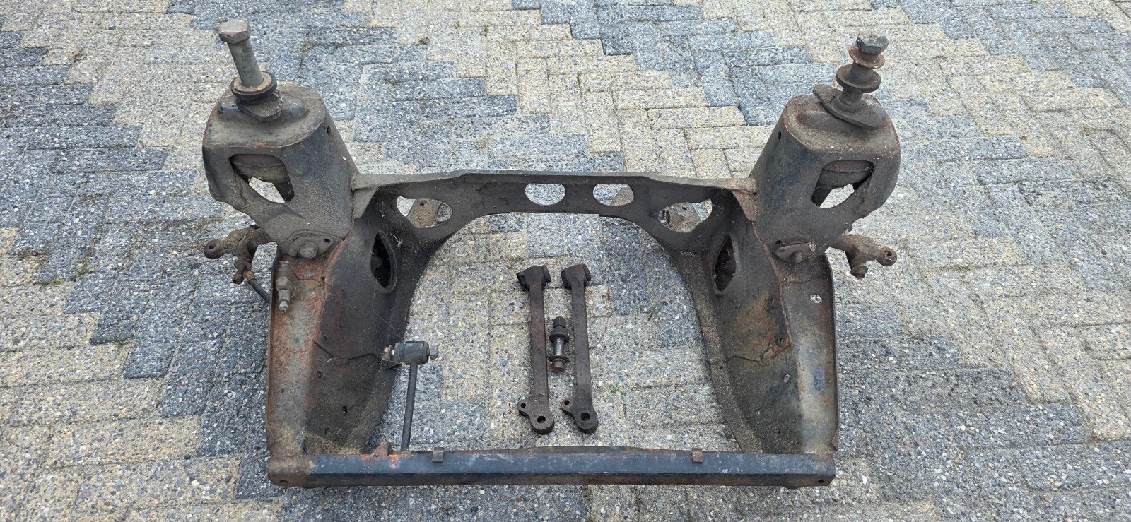 Classic mini subframe vooras met fusees - Gebruikt, Auto-onderdelen, Ophalen, Gebruikt, Mini