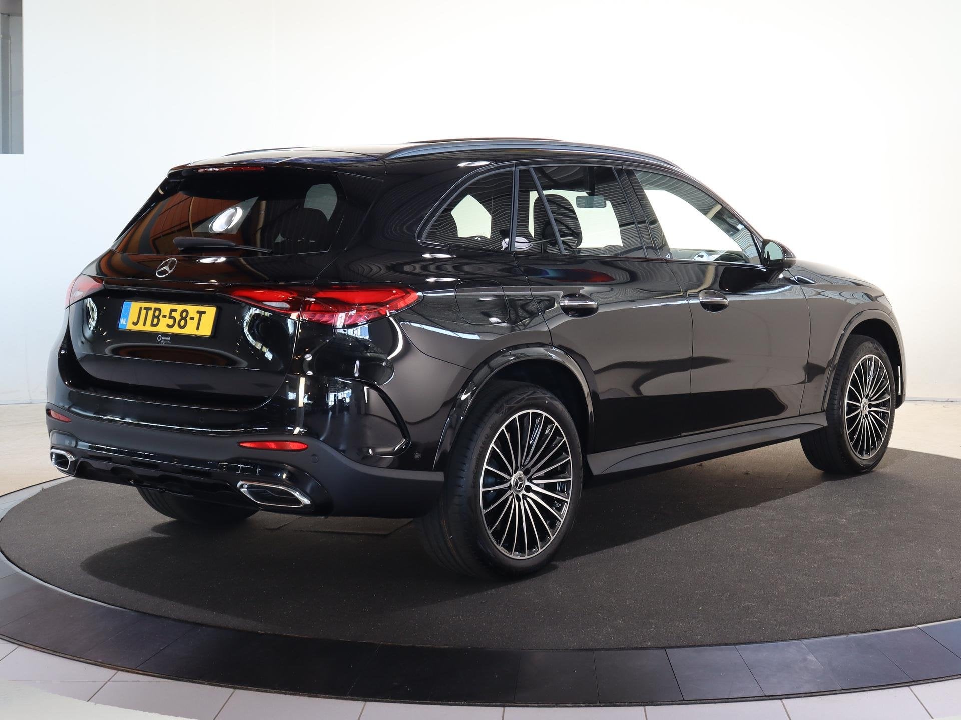 Mercedes-Benz GLC-klasse 300e 4MATIC Sport Edition | Panoram, Auto's, Automaat, Dealer onderhouden, Gebruikt, 4 cilinders