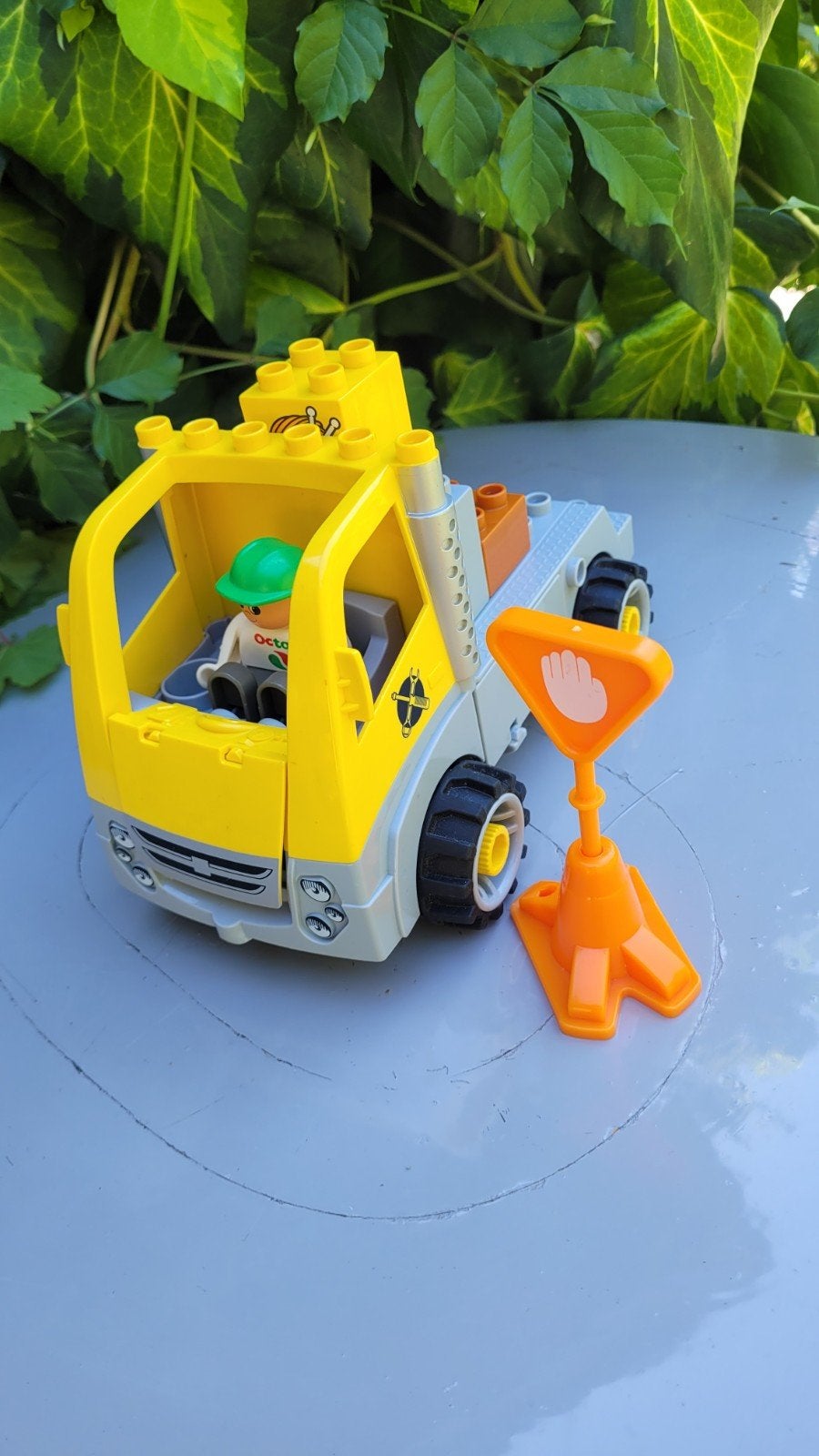 Duplo bouw auto met figuur., Ophalen of Verzenden, Gebruikt