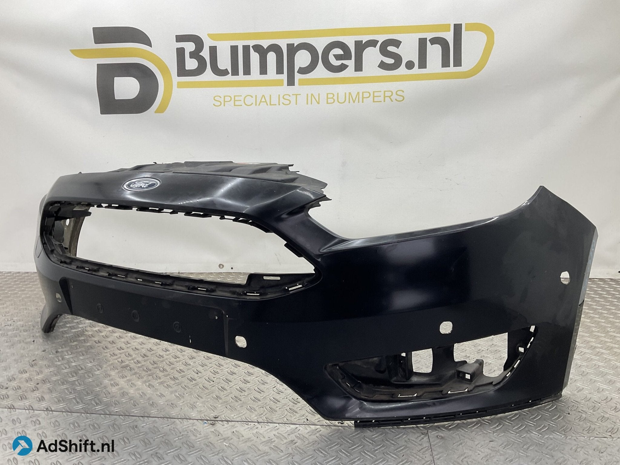 Bumper Ford Focus MK3 Facelift 14-18 pdc F1EB-17757-A Voorbu, Bumper