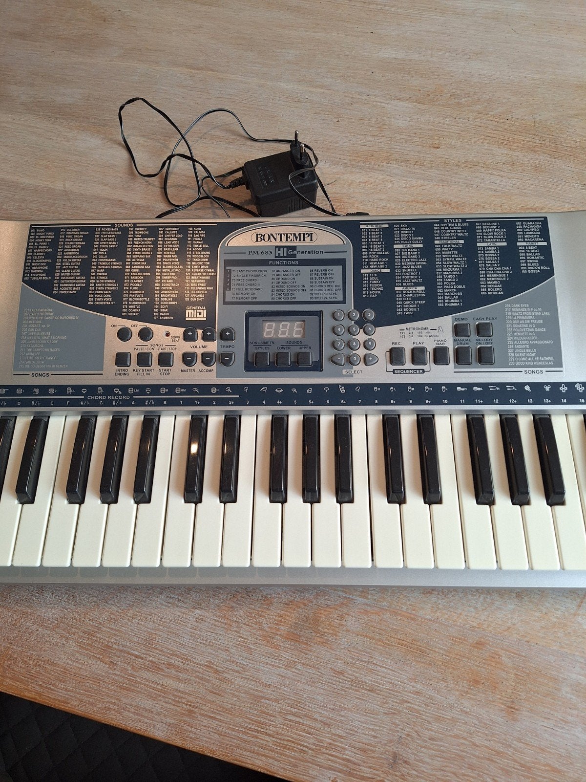 Bontempi PM 683 HI Generation Keyboard, Muziek en Instrumenten, Ophalen, Gebruikt, 61 toetsen, Overige merken