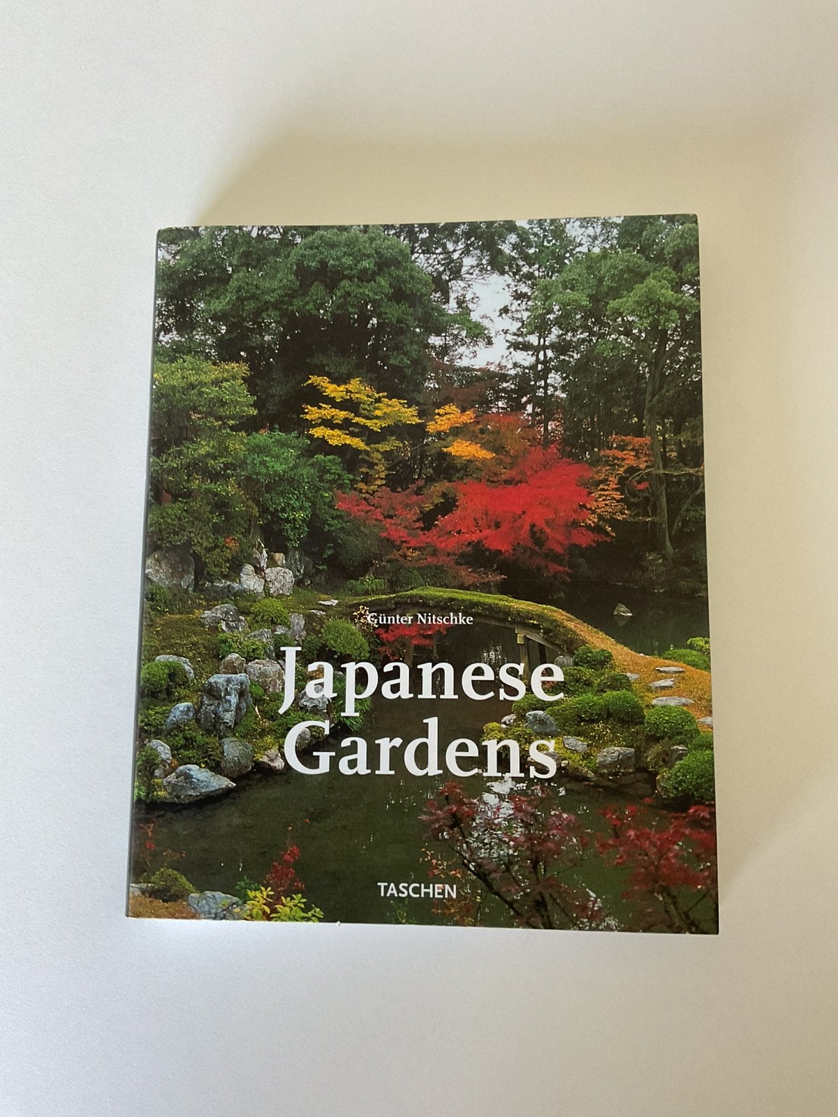 Het Appeltern jaarboek + boek Japanese Gardens, Boeken, Ophalen of Verzenden, Zo goed als nieuw, Tuinieren en Tuinplanten