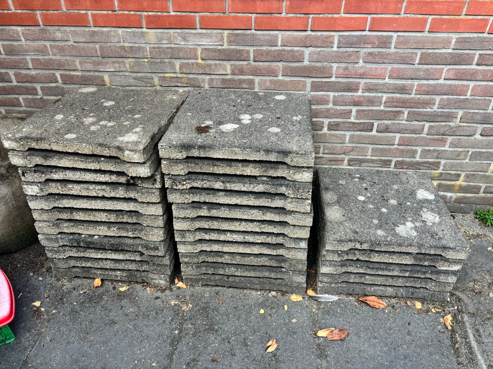 Gebruikte terrastegels, 50x50 cm, ca. 7m² 27 stuks, Ophalen, Gebruikt, 5 tot 10 m², Beton