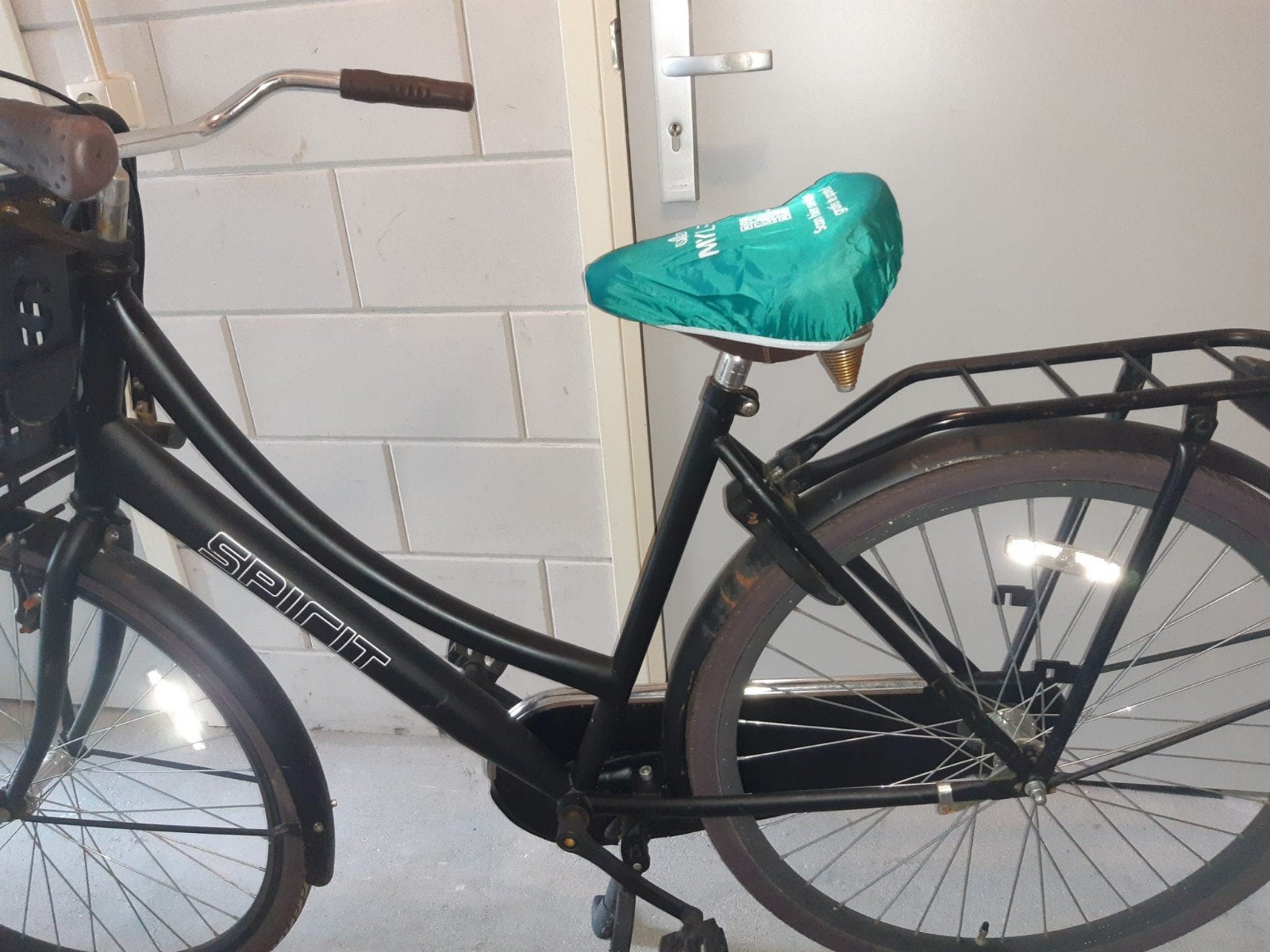 Damesfiets, Ophalen of Verzenden, Zo goed als nieuw