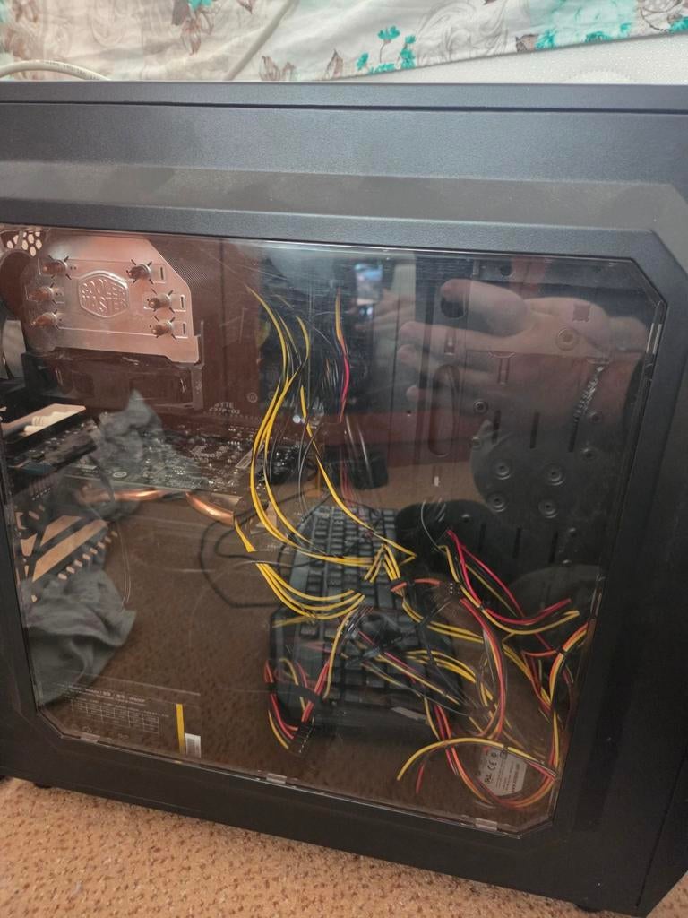 PC met i5-4440, GTX 960, 8GB RAM, scherm, toetsenbord, muis, Ophalen of Verzenden