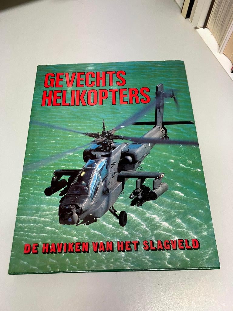 Gevechtshelikopters De Haviken van het slagveld, Ophalen of Verzenden, 1945 tot heden, Gelezen, Luchtmacht