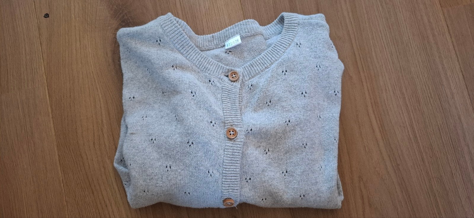 Mooi lichtgrijs vestje 122, Kinderen en Baby's, Kinderkleding | Maat 122, Ophalen of Verzenden, Zo goed als nieuw, Zeeman, Meisje