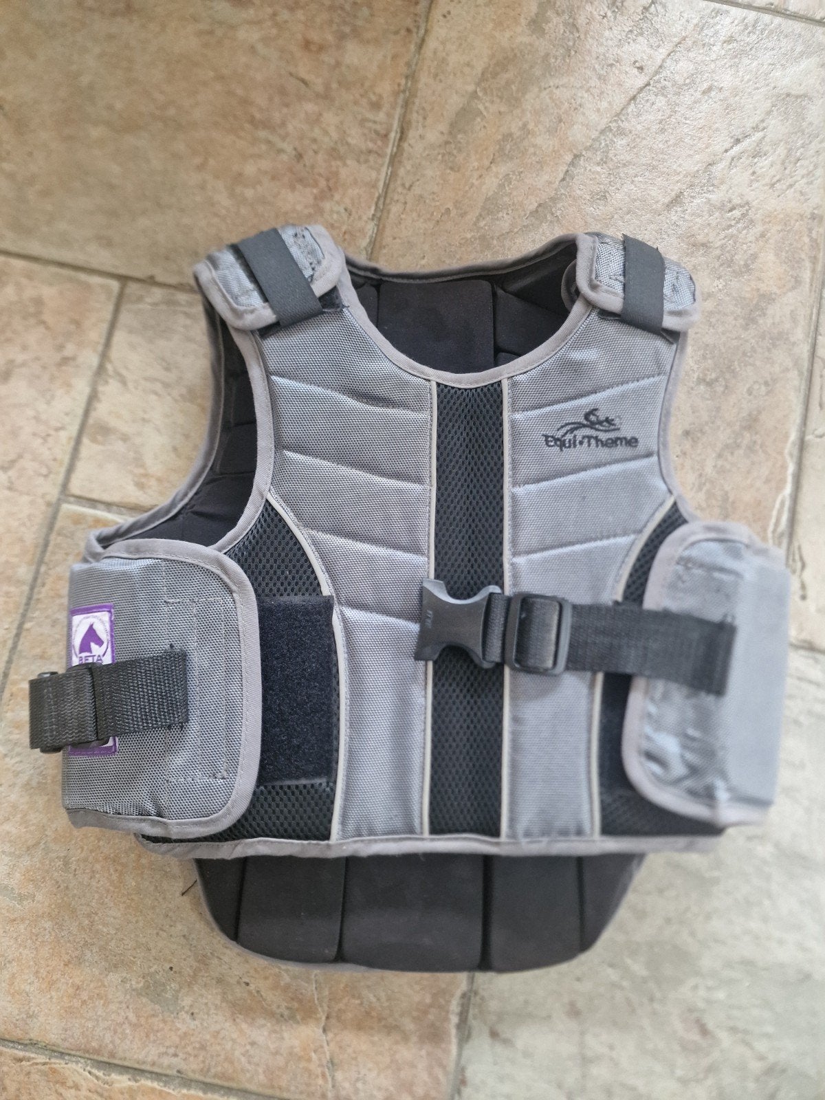 Body protector kind XL, Ophalen of Verzenden, Zo goed als nieuw