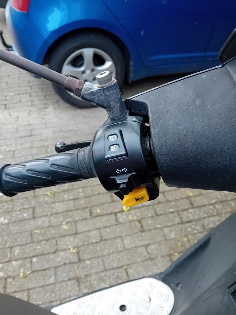 Peugeot helmen, Fietsen en Brommers, Brommers | Peugeot, Ophalen of Verzenden, Gebruikt