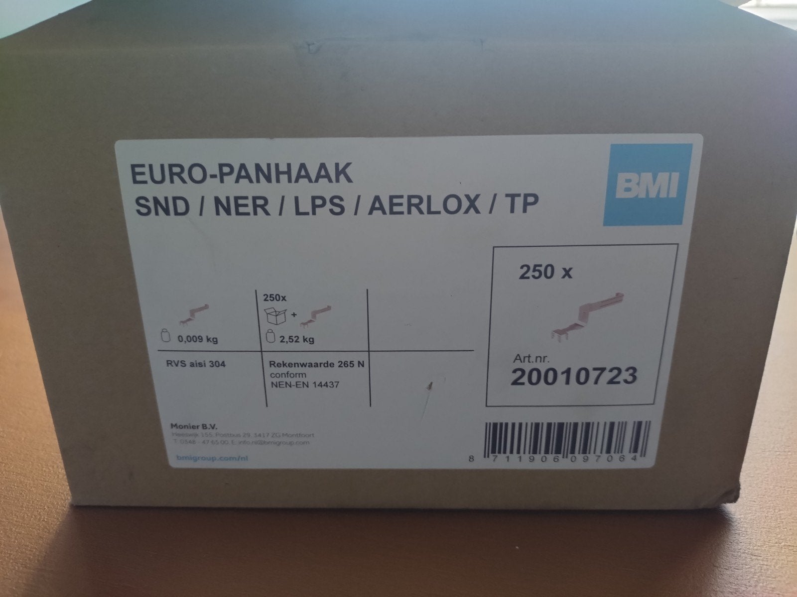 Monier panhaken, Doe-het-zelf en Verbouw, Ophalen, Nieuw