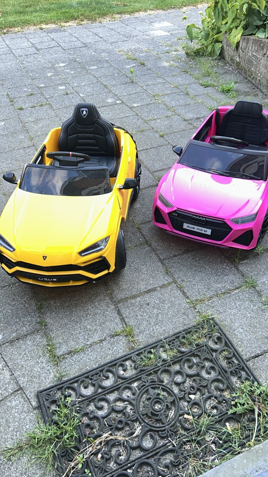 Elektrische kinderauto's: Lamborghini Urus & Audi RS6, Kinderen en Baby's, Ophalen, Zo goed als nieuw, Afstandsbediening