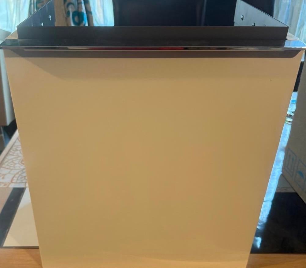 Nieuwe witte kast en wastafel - Geberit iCon Light, Huis en Inrichting, Badkamer | Badkamermeubels, Ophalen, (Half)hoge kast, Minder dan 50 cm