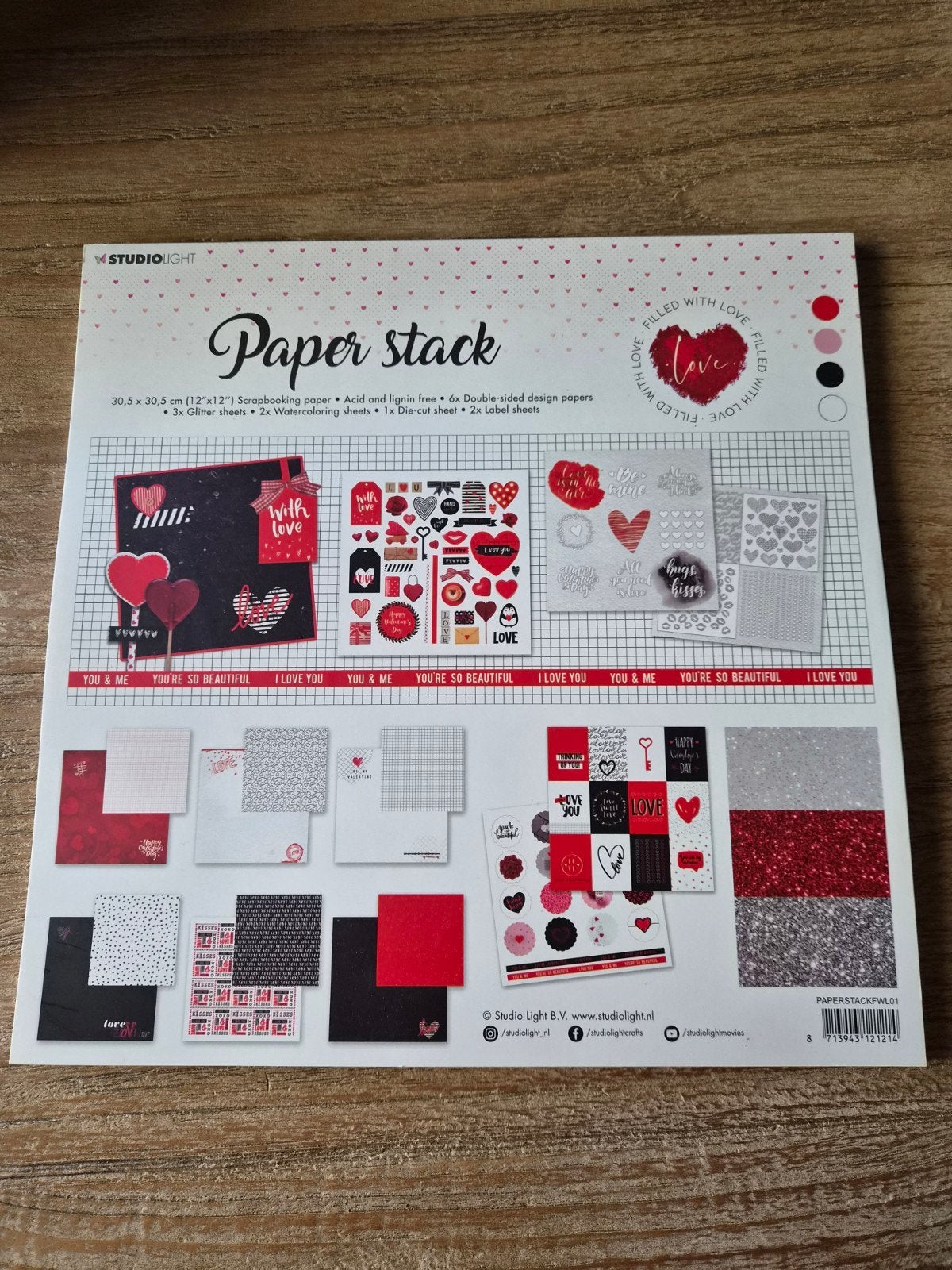 Studio light paper stack ' love ', Hobby en Vrije tijd, Ophalen of Verzenden, Nieuw