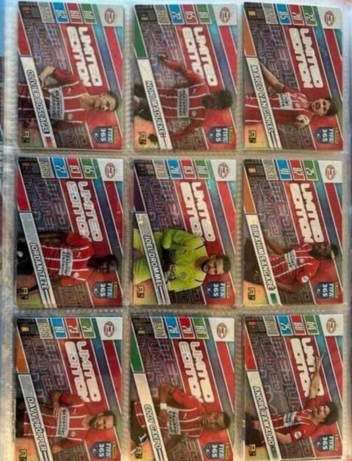 Panini adrenalyn fifa 365. Seizoen 2022 PSV set, Ophalen of Verzenden, Nieuw, Meerdere plaatjes