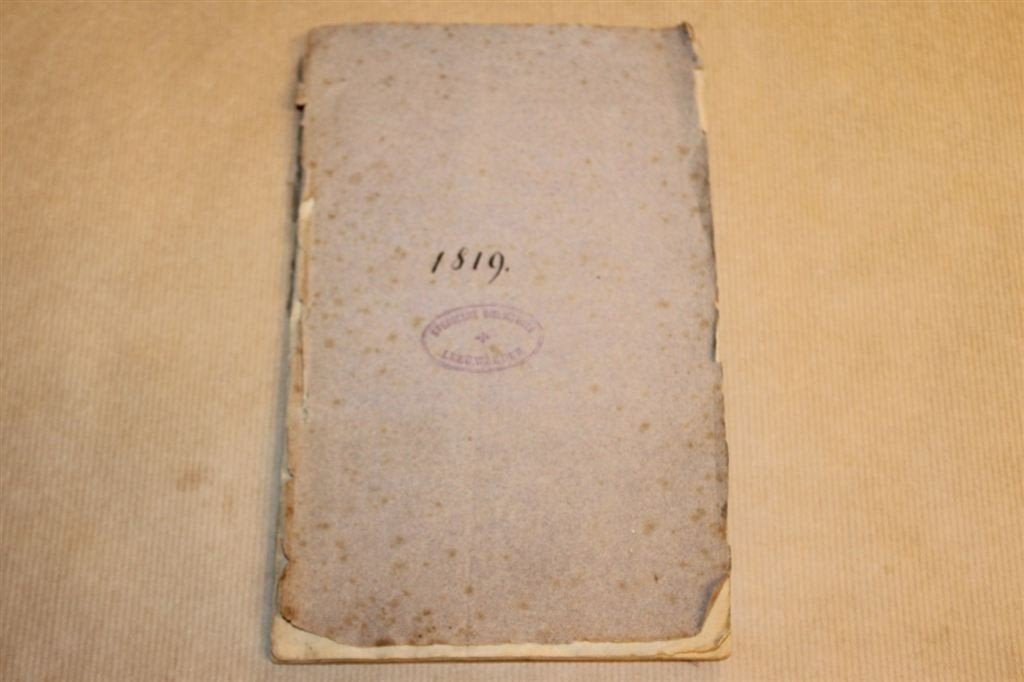 Rapport met tabellen Gestichten der Liefdadigheid 1819 !!, Antiek en Kunst, Antiek | Boeken en Bijbels, Ophalen of Verzenden