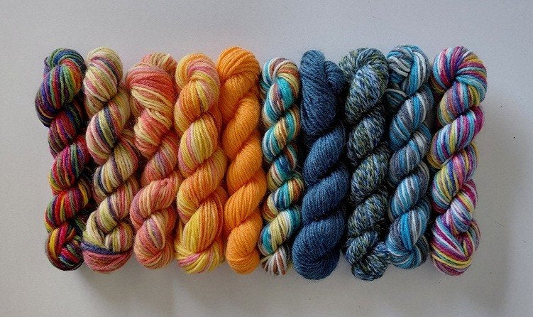 Restjes sokkenwol - 10 x 10 gram - Pakket 1, Hobby en Vrije tijd, Ophalen of Verzenden, Nieuw, Breien of Haken, Wol of Garen