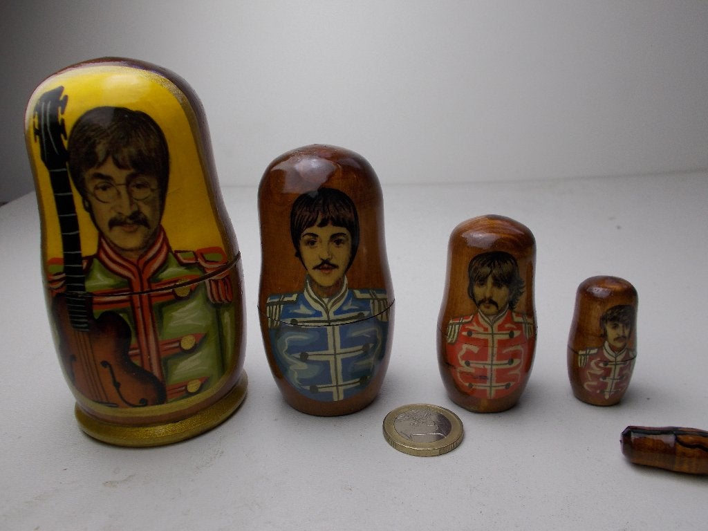 Vintage USSR MATRYOSHKA POPPEN "THE BEATLES" (Alle 5!), Verzamelen, Ophalen of Verzenden, Zo goed als nieuw