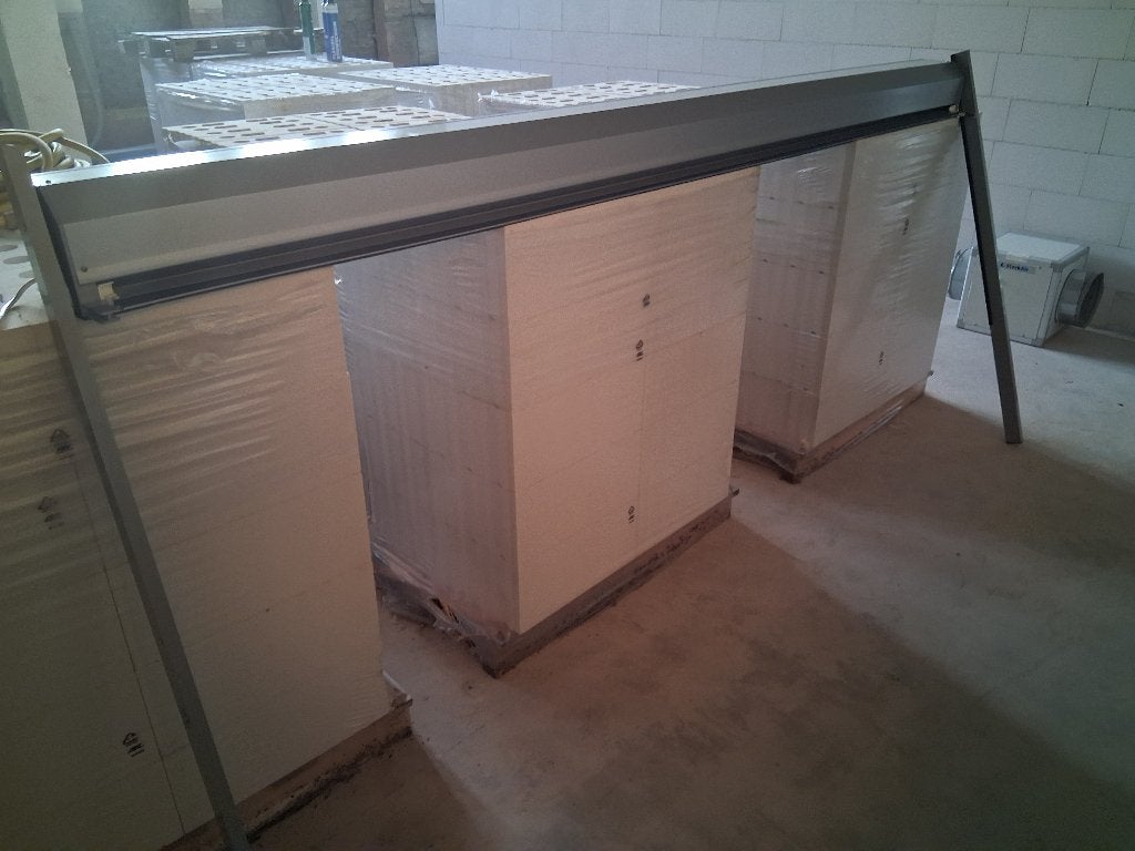 rolluik bar, Ophalen, Zo goed als nieuw, 200 cm of meer, Grijs