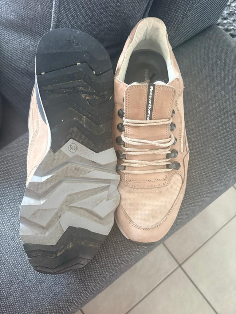 Floris van Bommel sneakers - Zo goed als nieuw, Ophalen of Verzenden, Zo goed als nieuw, Bruin, Sneakers of Gympen