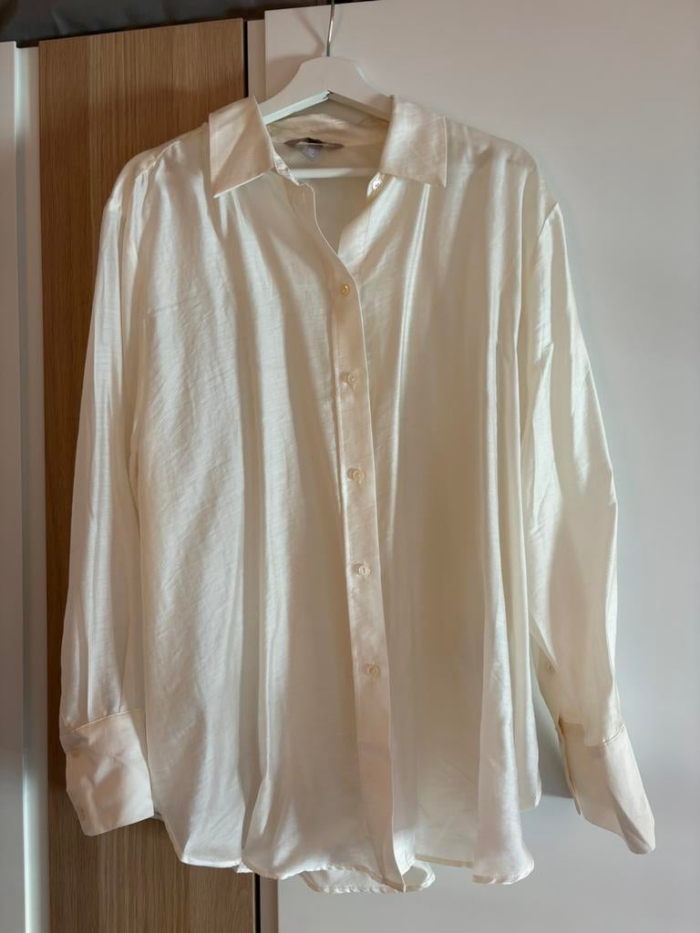 ‘Zijden’ dames blouse, Ophalen, Zo goed als nieuw, Maat 42/44 (L), Wit