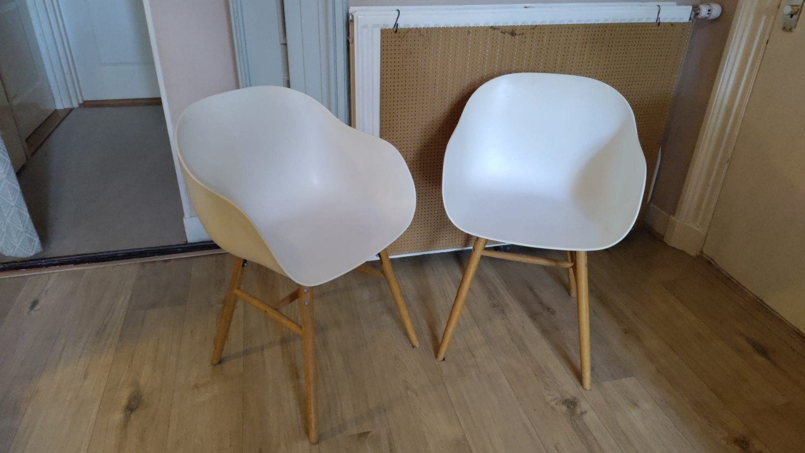 Twee kuipstoelen, Huis en Inrichting, Stoelen, Ophalen, Gebruikt, Wit, Twee