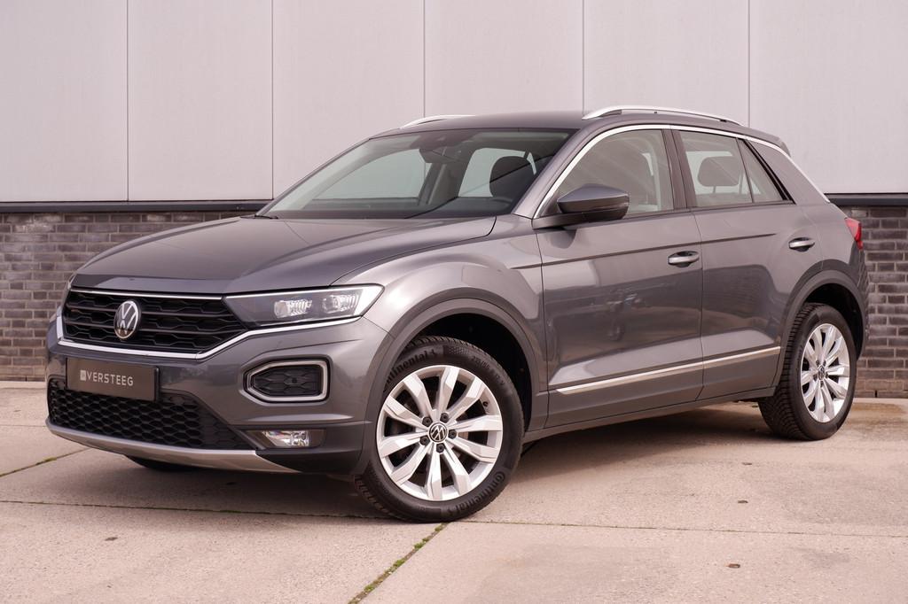 Volkswagen T-Roc 1.5 TSI Sport LED | Trekhaak | Carplay | Ca, Auto's, Zwart, 4 cilinders, 150 pk, Leder en Stof