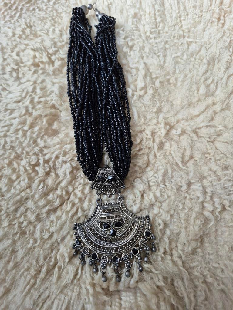 Ketting met belletjes en brede kralen ketting, Ophalen of Verzenden