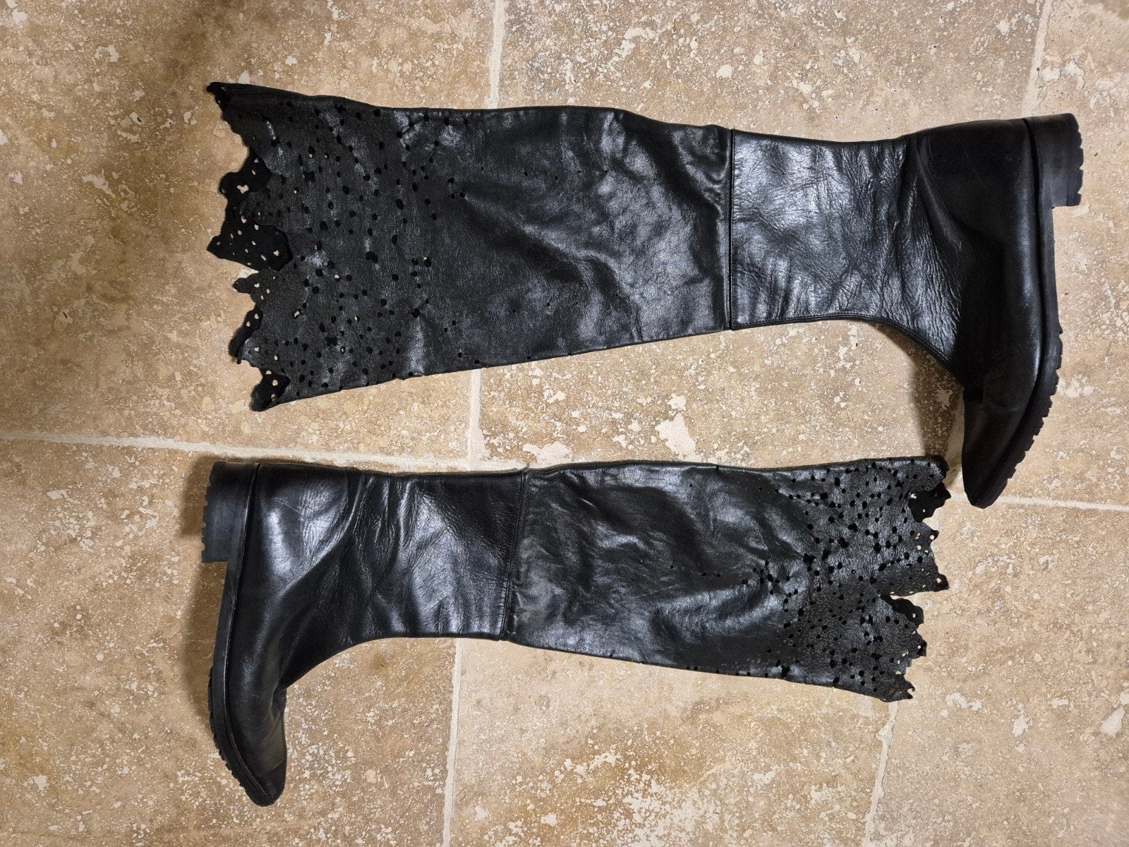 Extra lange leren laarzen, Kleding | Dames, Schoenen, Hoge laarzen, Zwart, Ophalen of Verzenden, Gedragen