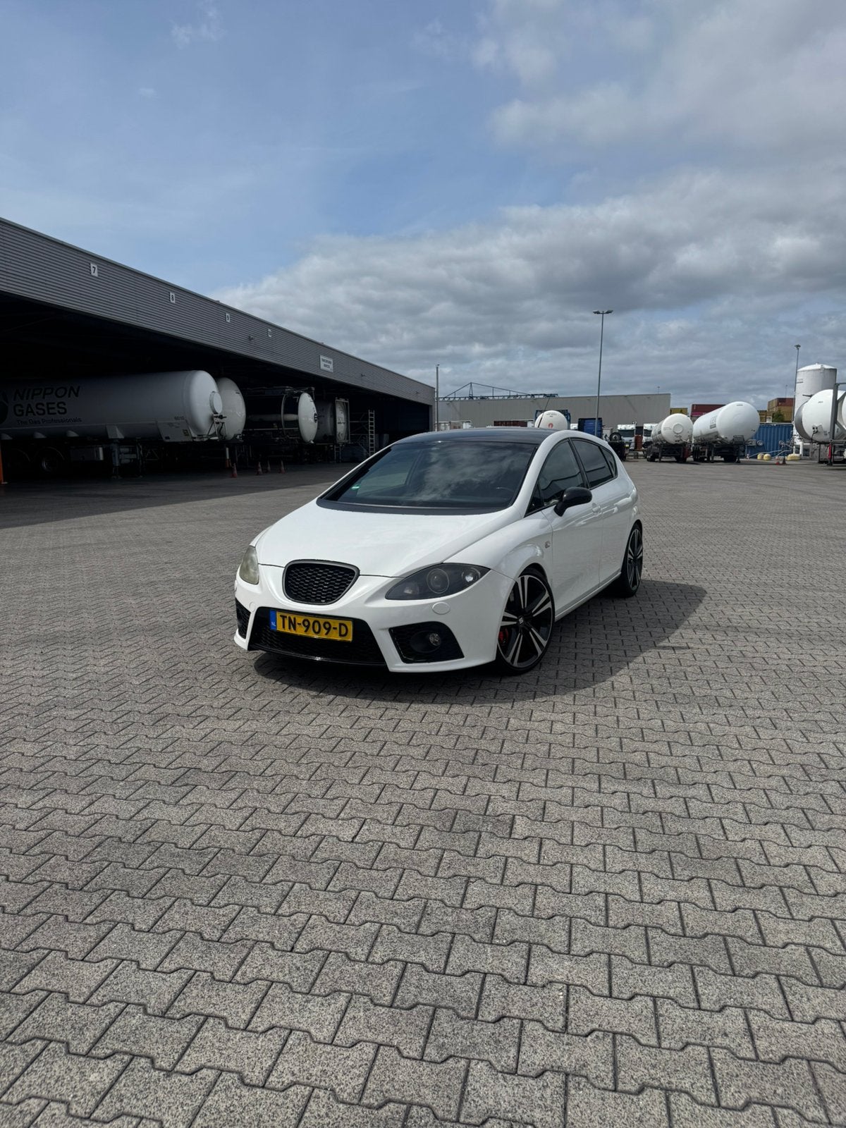 Seat Leon 2.0 Tfsi 400pk Cupra 2008 (streetcopa editie)