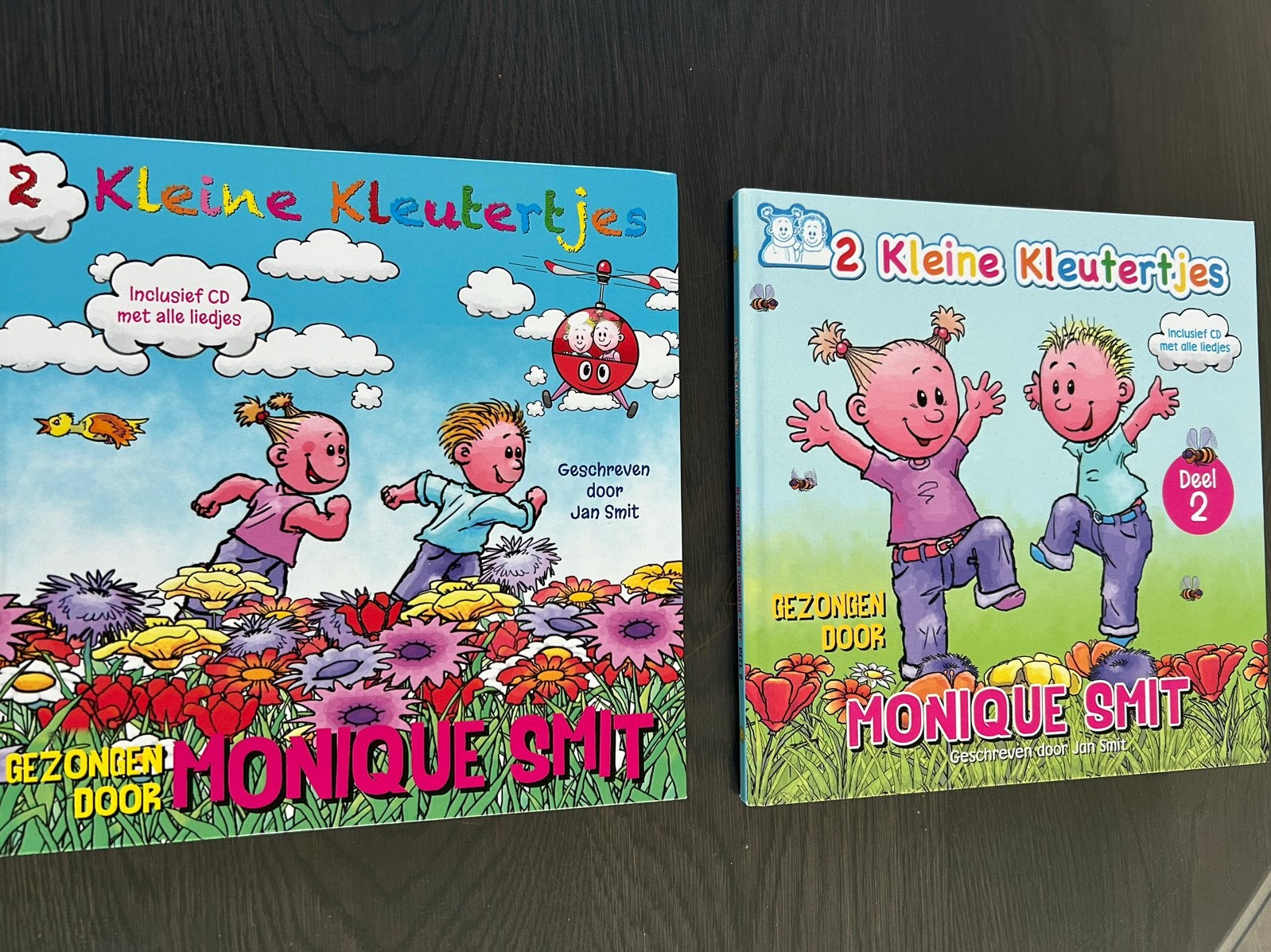 2 Kleine Kleutertjes Deel 2 - Monique Smit (incl. CD), Fictie algemeen, Jongen of Meisje, Ophalen of Verzenden, Zo goed als nieuw