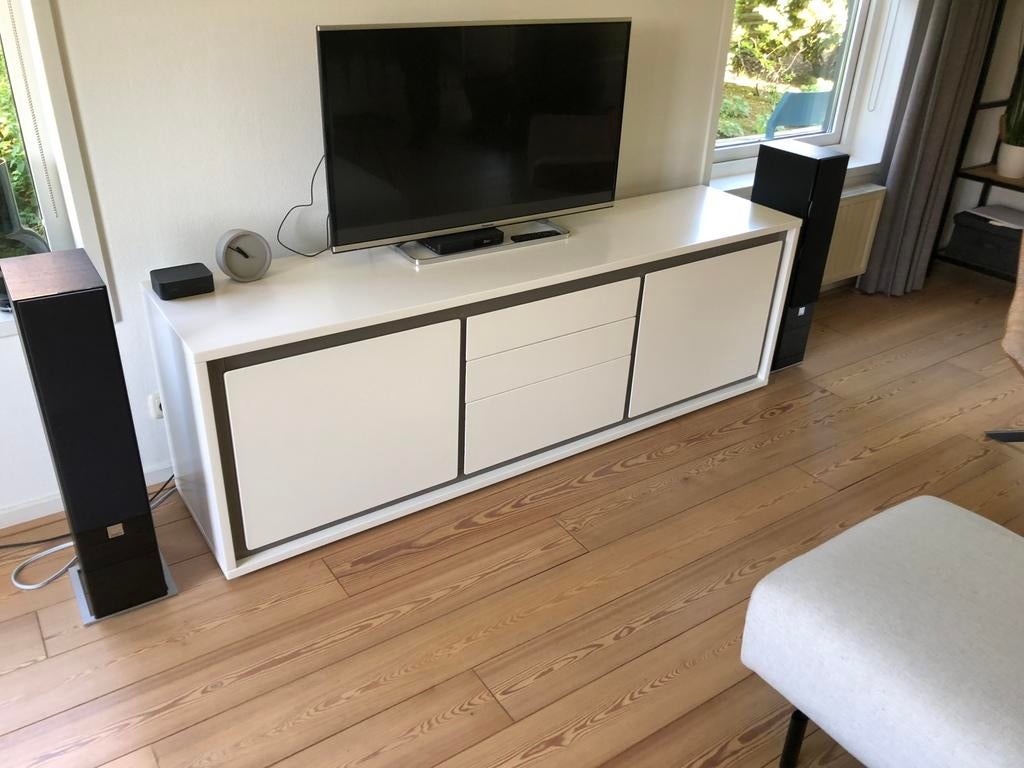 Dressoir, Ophalen, Met deur(en), 150 tot 200 cm, Zo goed als nieuw