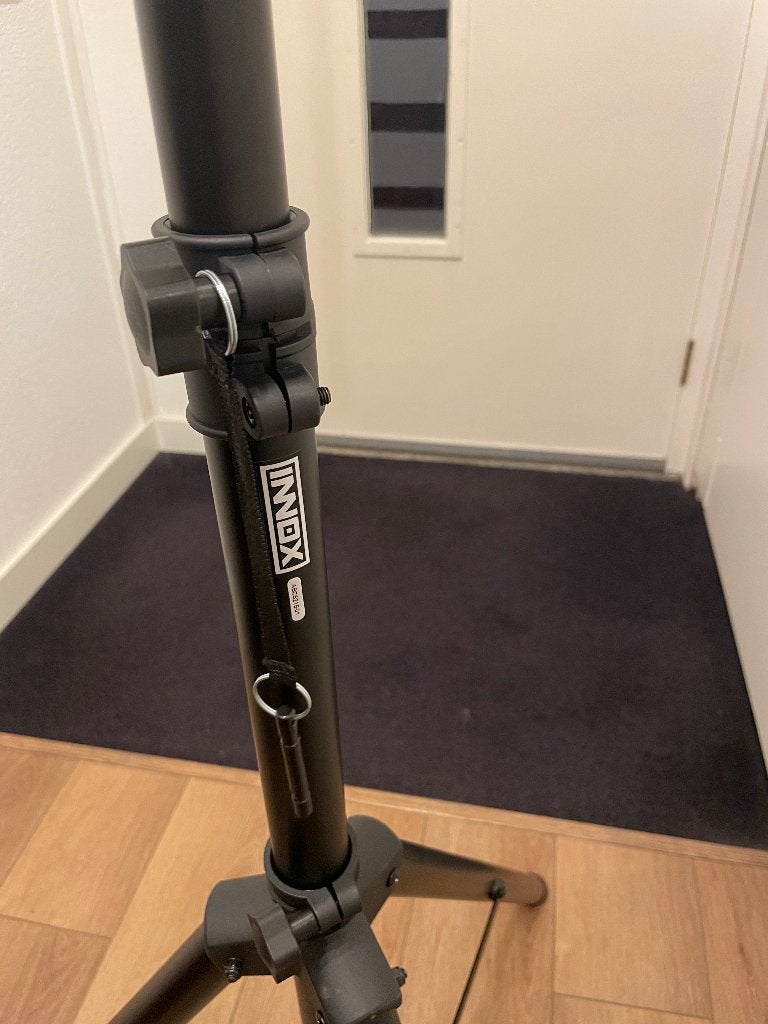 Foto 10 van Bose S1 Pro met standaard