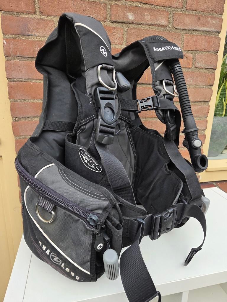 Aqualung Axiom trimvest/BCD maat SM, Watersport en Boten, Duiken, Ophalen of Verzenden, Zo goed als nieuw, Trimvest of Wing