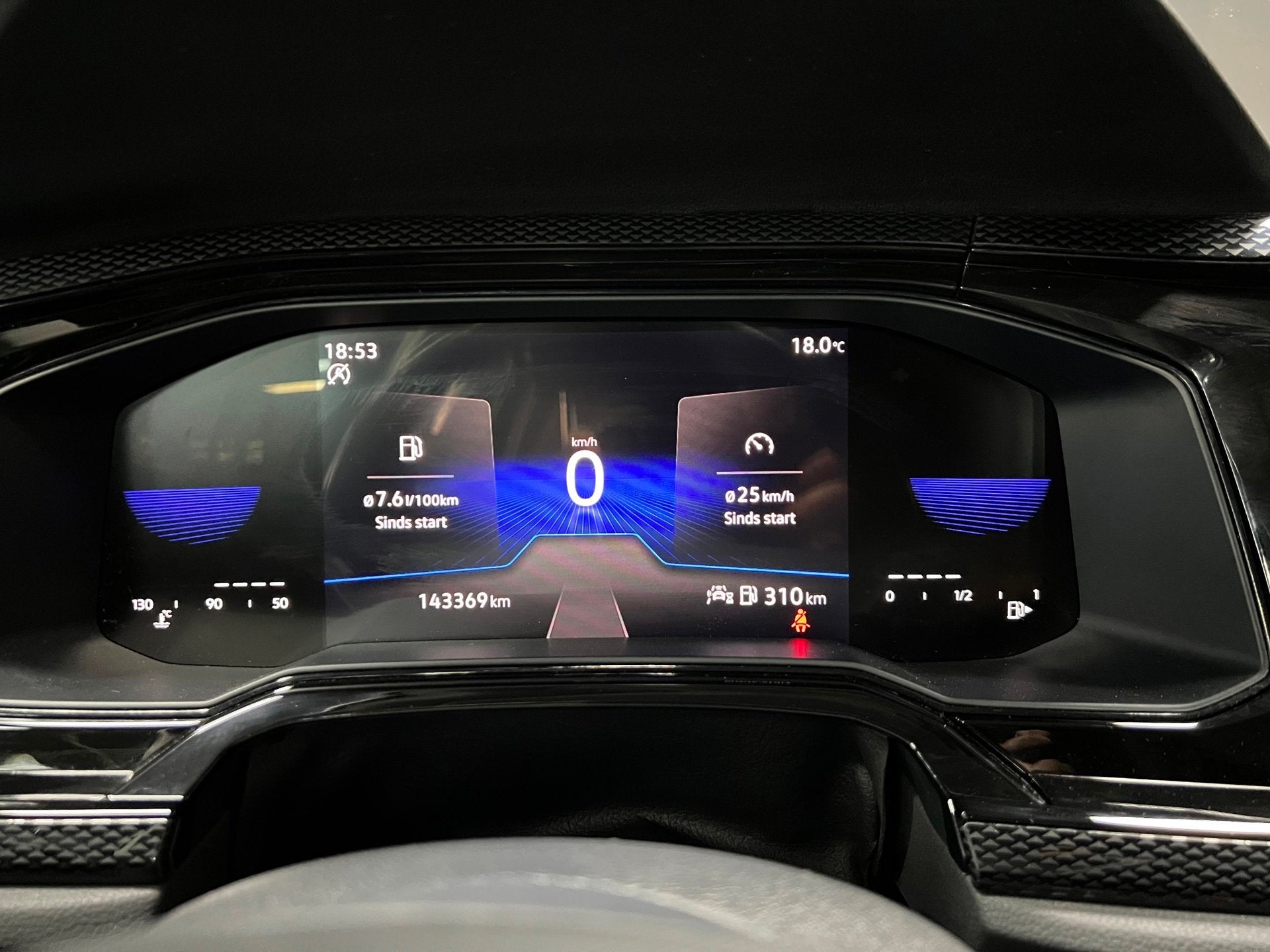 Volkswagen Polo 1.0 TSI Life|ACC|Cockpit|1ste|Carplay|PDC, Auto's, Voorwielaandrijving, Gebruikt, Euro 6, Blauw