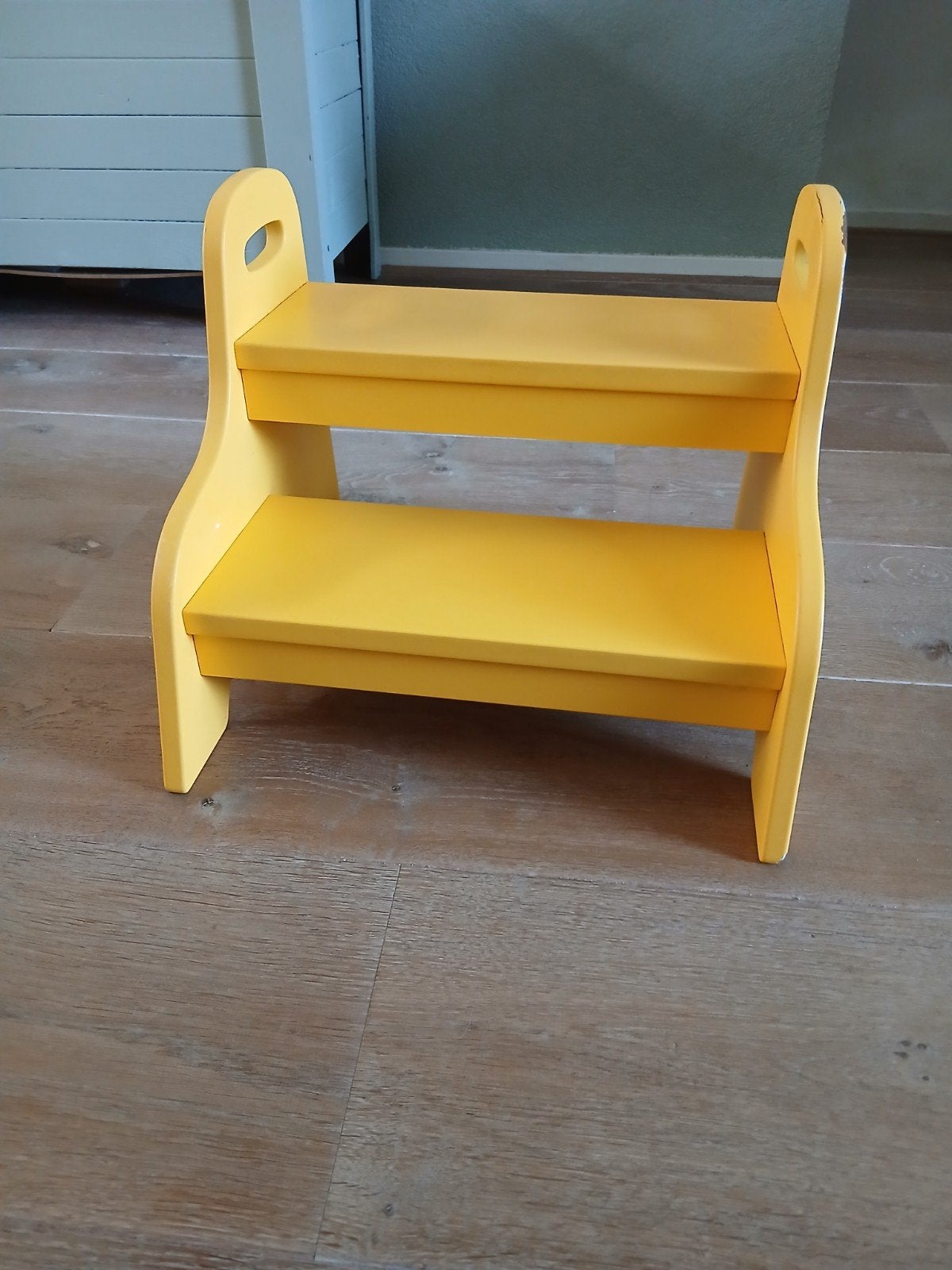 Gele IKEA krukje / opstapje voor kinderen, Ophalen, Gebruikt, Hout