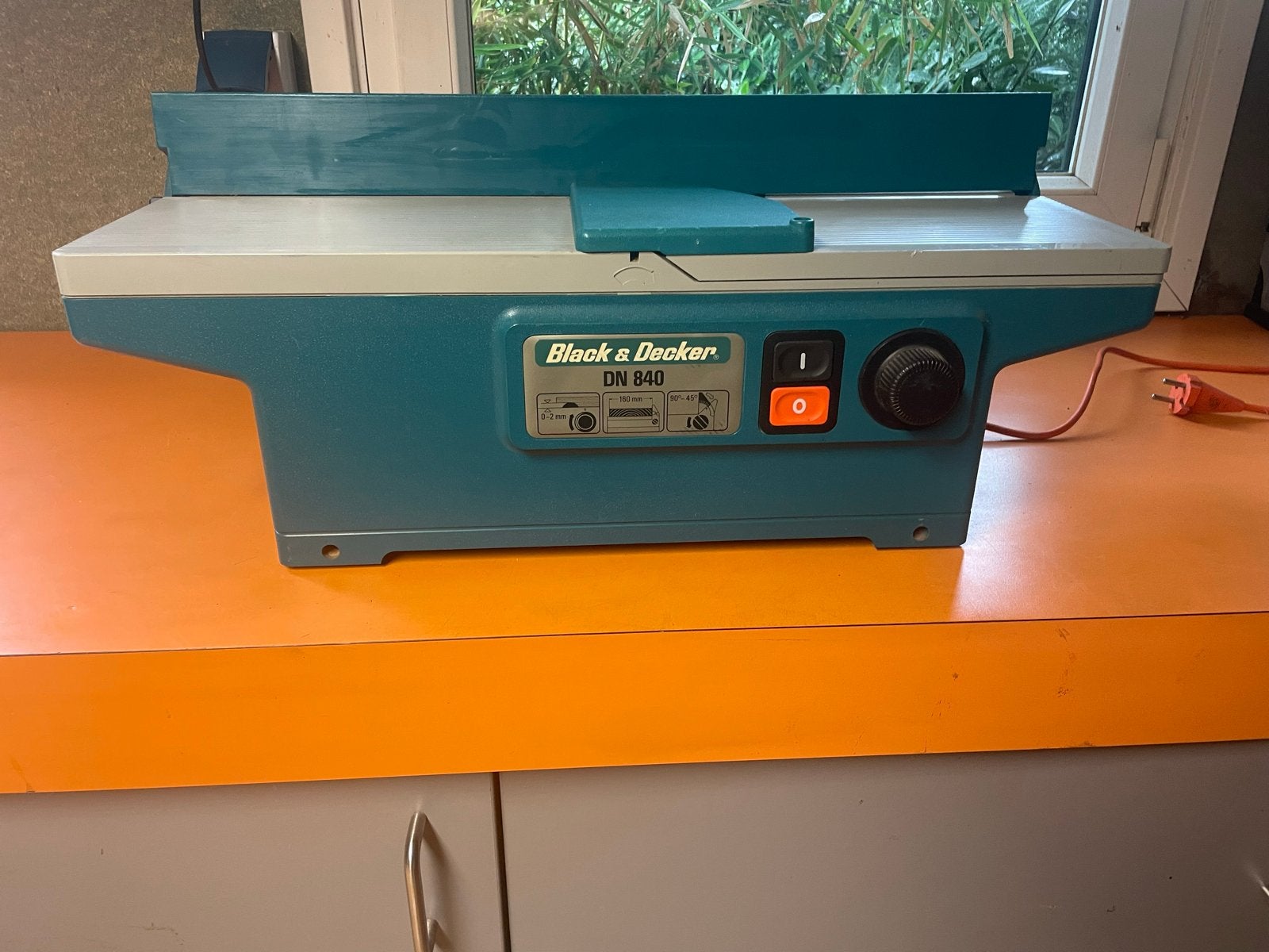 Black & Decker DN 840 vandiktebank, Ophalen of Verzenden, Gebruikt