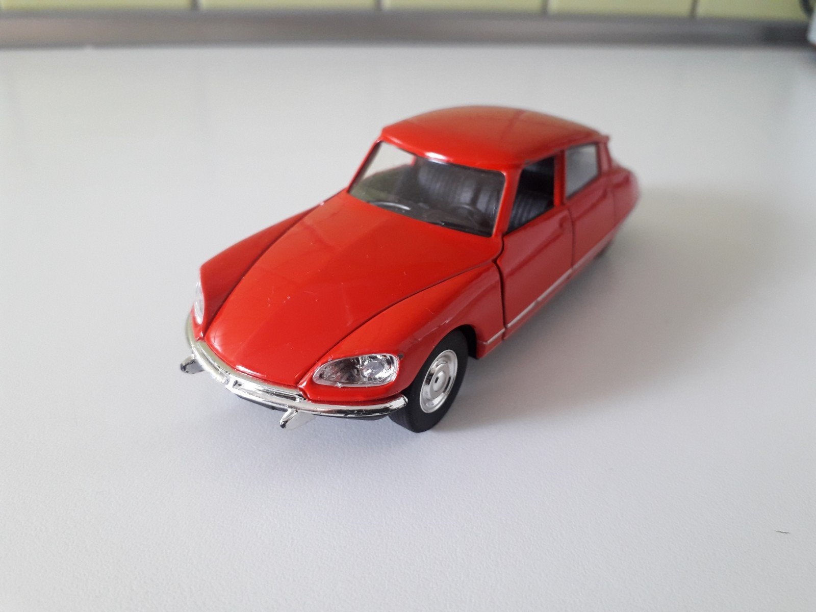 Citroen ds      welly      citroen ds23, Ophalen of Verzenden, Auto, Overige merken