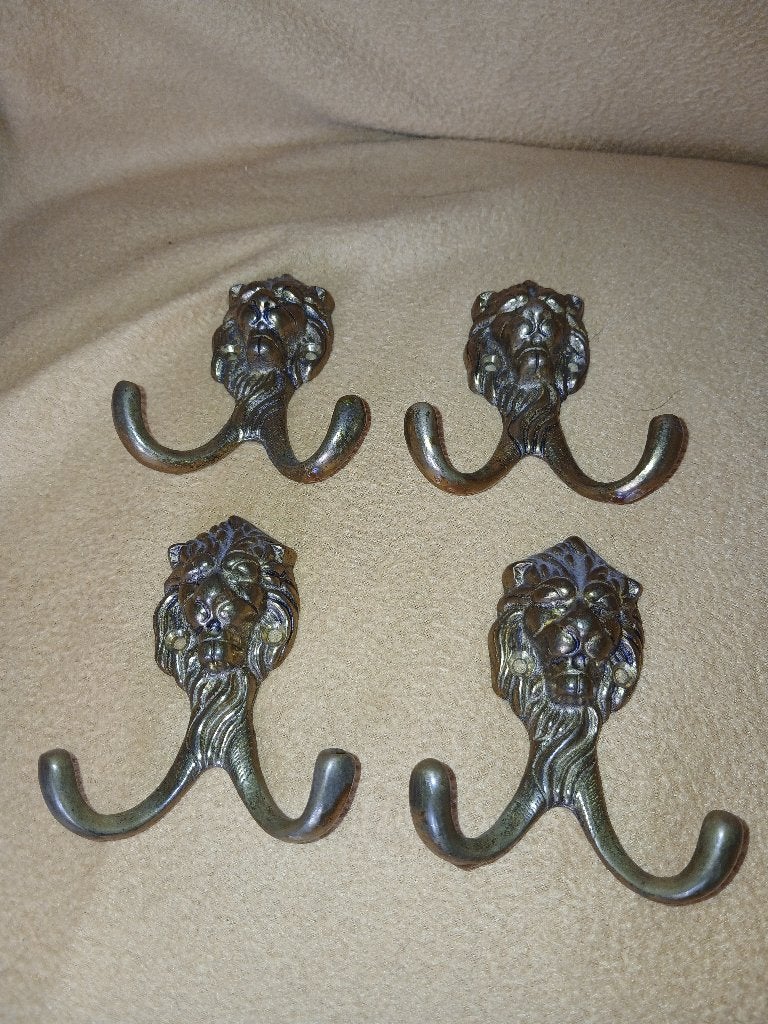 Set van 4 vintage messing leeuwenkop kapstokhaken, Antiek en Kunst, Verzenden