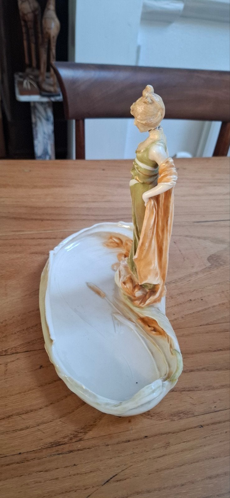 Art Nouveau Beeldje - Beschadigd (voor reparatie), Antiek en Kunst, Antiek | Keramiek en Aardewerk, Verzenden